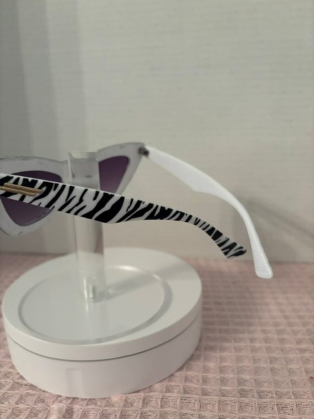 Original One-of-a-Kind Sunglasses - Picture 3 of 3